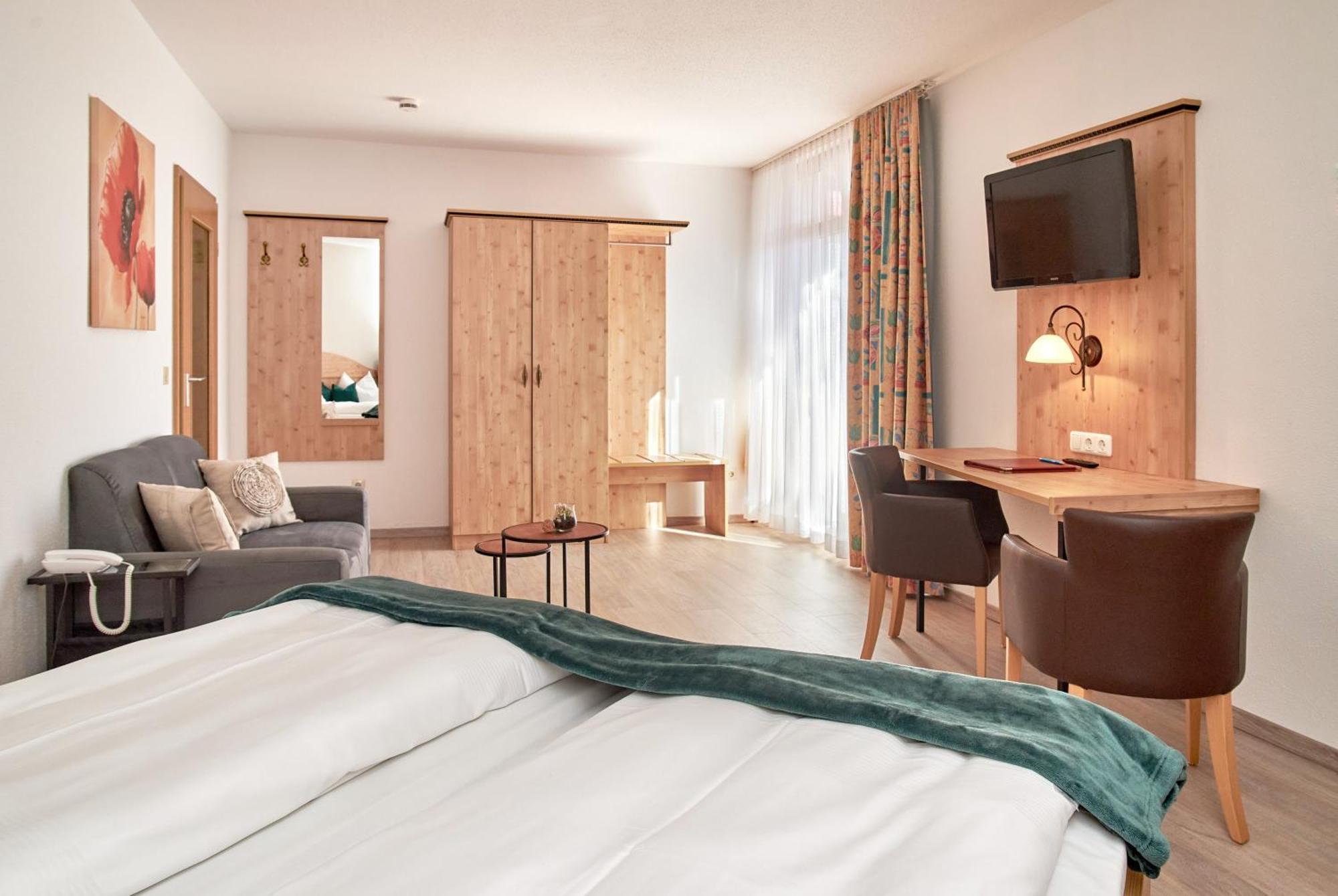 Apparthotel Minerva Diana Octavia Бад-Геггинг Экстерьер фото