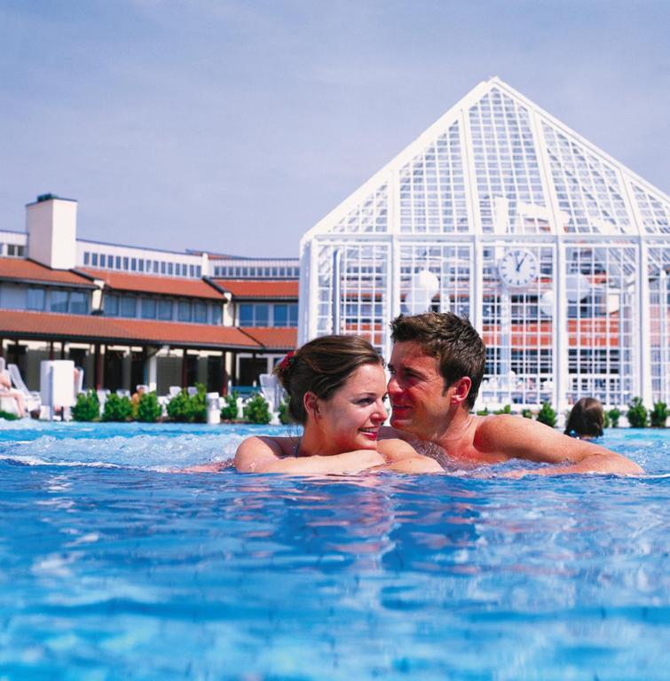 Apparthotel Minerva Diana Octavia Бад-Геггинг Экстерьер фото